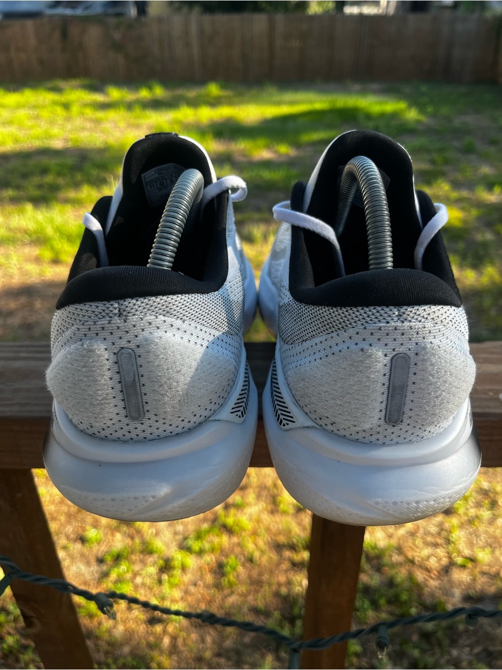 Brooks Adrenaline 24 GTS Running Walking Shoes Women’s Size 11 Medium B White - Picture 5 of 12